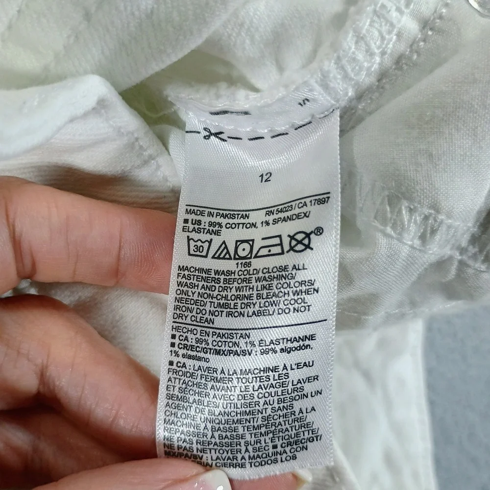 Old Navy Womens High-Rise Curvy Short White 12 Secret-Smooth Pockets